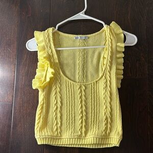 Zara knit yellow ruffle top 💛💛💛
